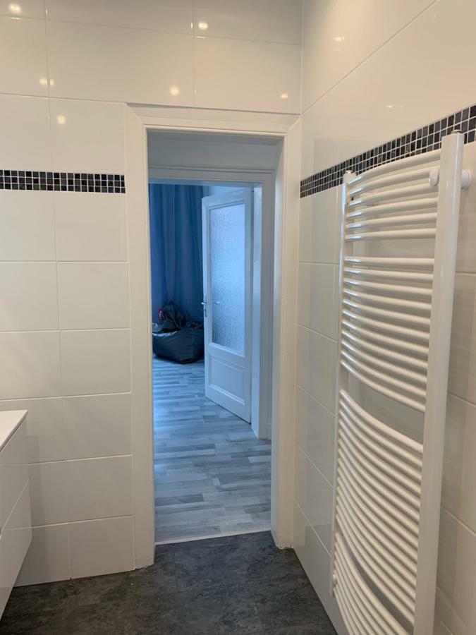 Moderne 4 Zimmer Apartment Mit Bergblick Stadtzentrum Contactless Check-In Gehrden  Eksteriør billede