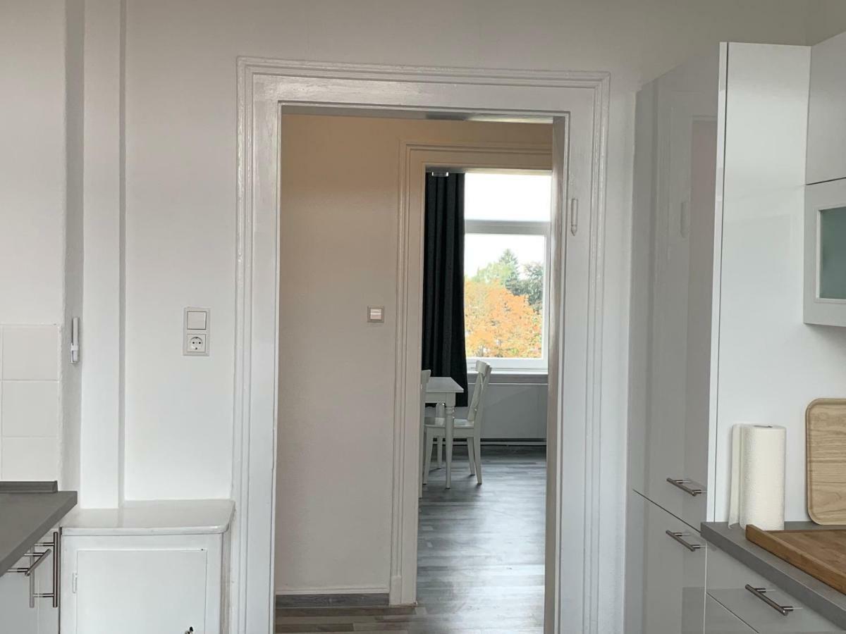 Moderne 4 Zimmer Apartment Mit Bergblick Stadtzentrum Contactless Check-In Gehrden  Eksteriør billede